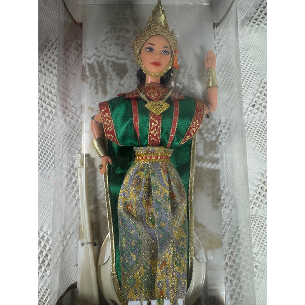 Thai Barbie Doll Collector Edition 1997 Dolls Of The World Mattel 18561 NIB