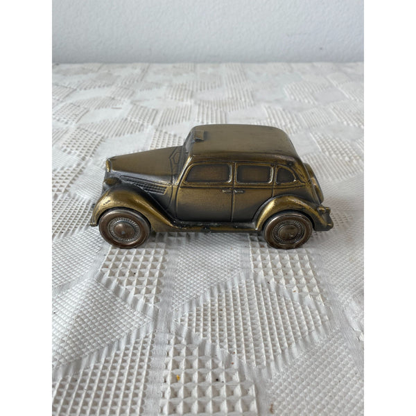 Banthrico Brass Tone Vintage 1934 Ford Taxi Coin Bank 1974 Model w Slot Bottom