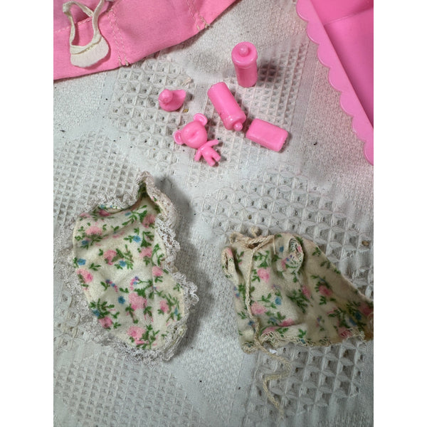 Vintage 1973 Mattel Baby Sweets Doll Set w Clothes Accessories Sunshine Family