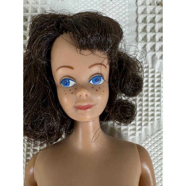 Vintage Midge Barbie Doll Brunette Hair Blue Eyes Freckles Collectible 1962