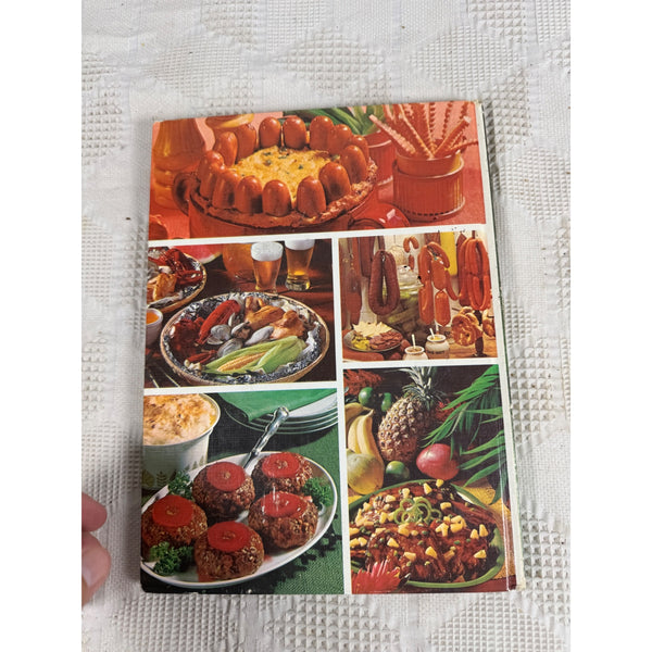 Better Homes and Gardens 1968 Meat Cook Book Over 400 Recipes Fourth Edition