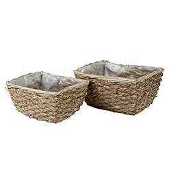 Weaved Willow basket with Lining