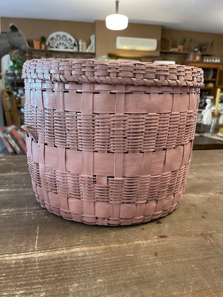 Vintage Pink Basket With Lid 