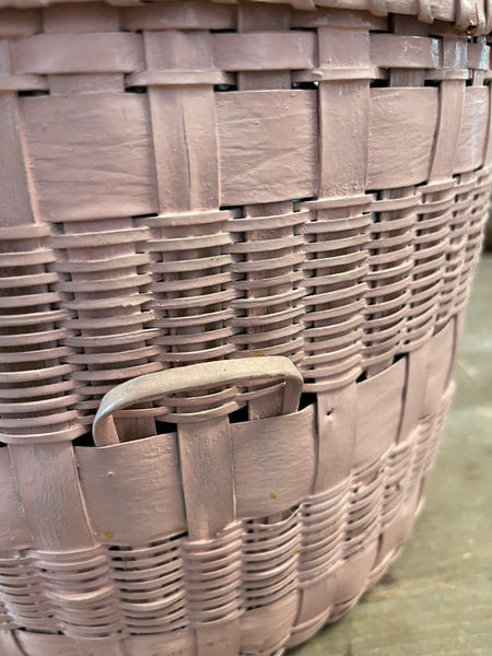 Vintage Pink Basket With Lid handle