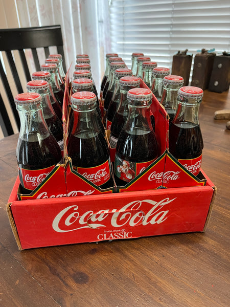 Coca Cola Christmas 1995 Full Flat Of 24 Bottles side of flat